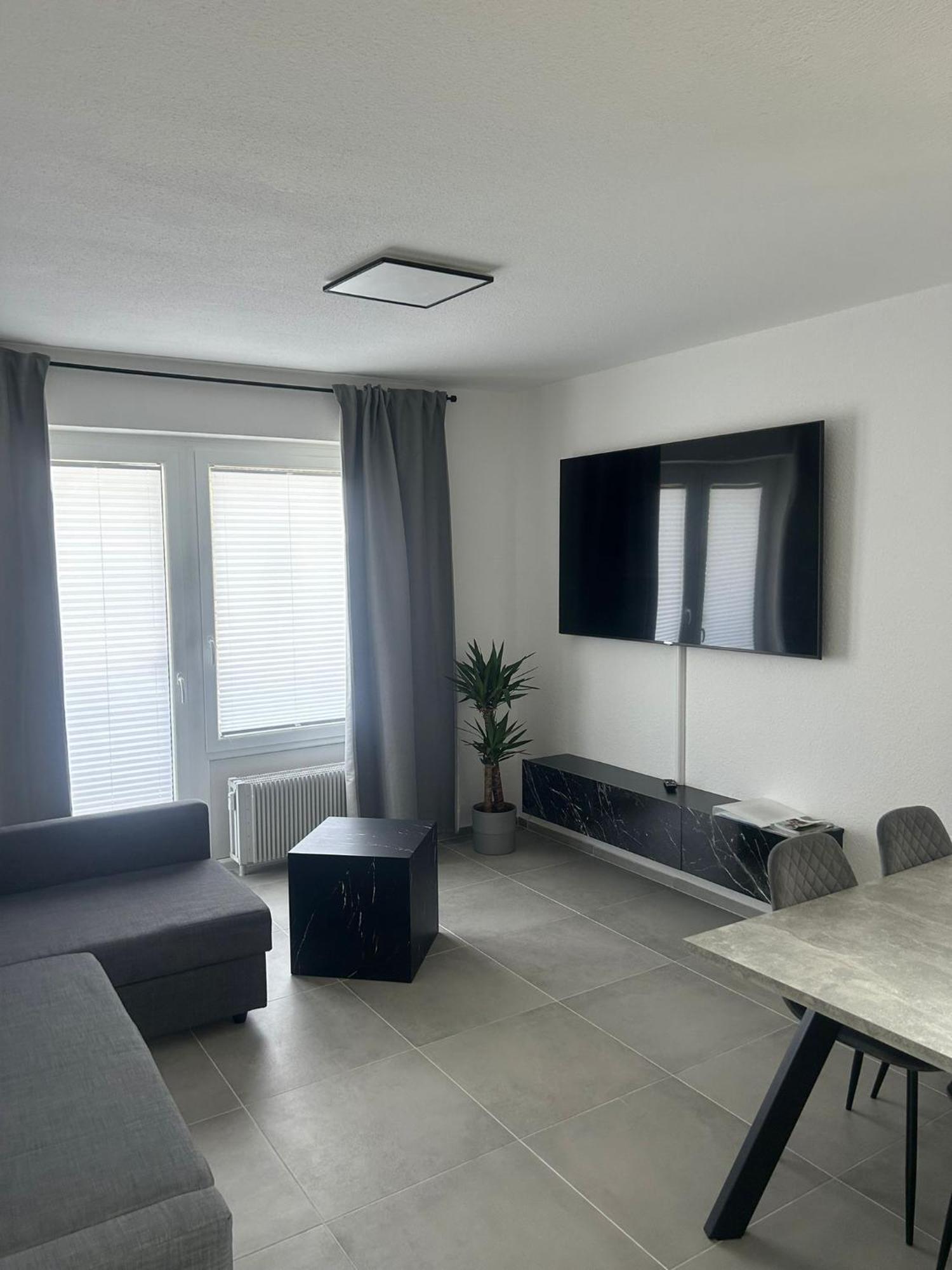 Ferienwohnung Menges メーデバッハ エクステリア 写真
